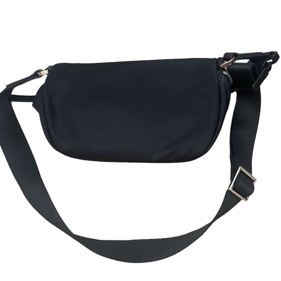NWOT Kate Spade New York Watson Lane Betty Nylon Black Belt Bag - Picture 3 of 3
